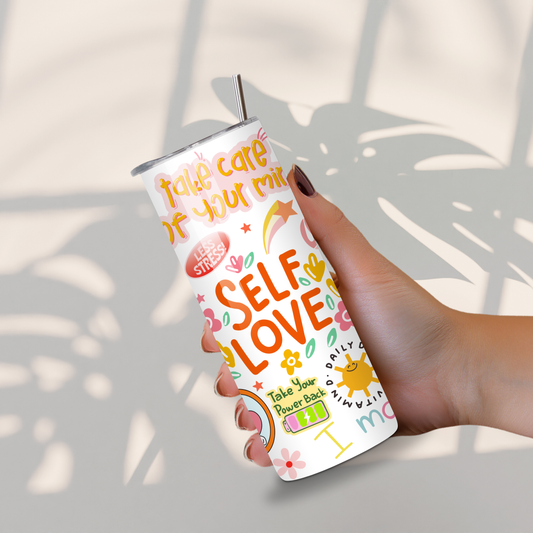 Witte self love tumbler met affirmaties, bloemen, zonnetje en kleurrijke teksten zoals “take care of your mind” en “less stress”
