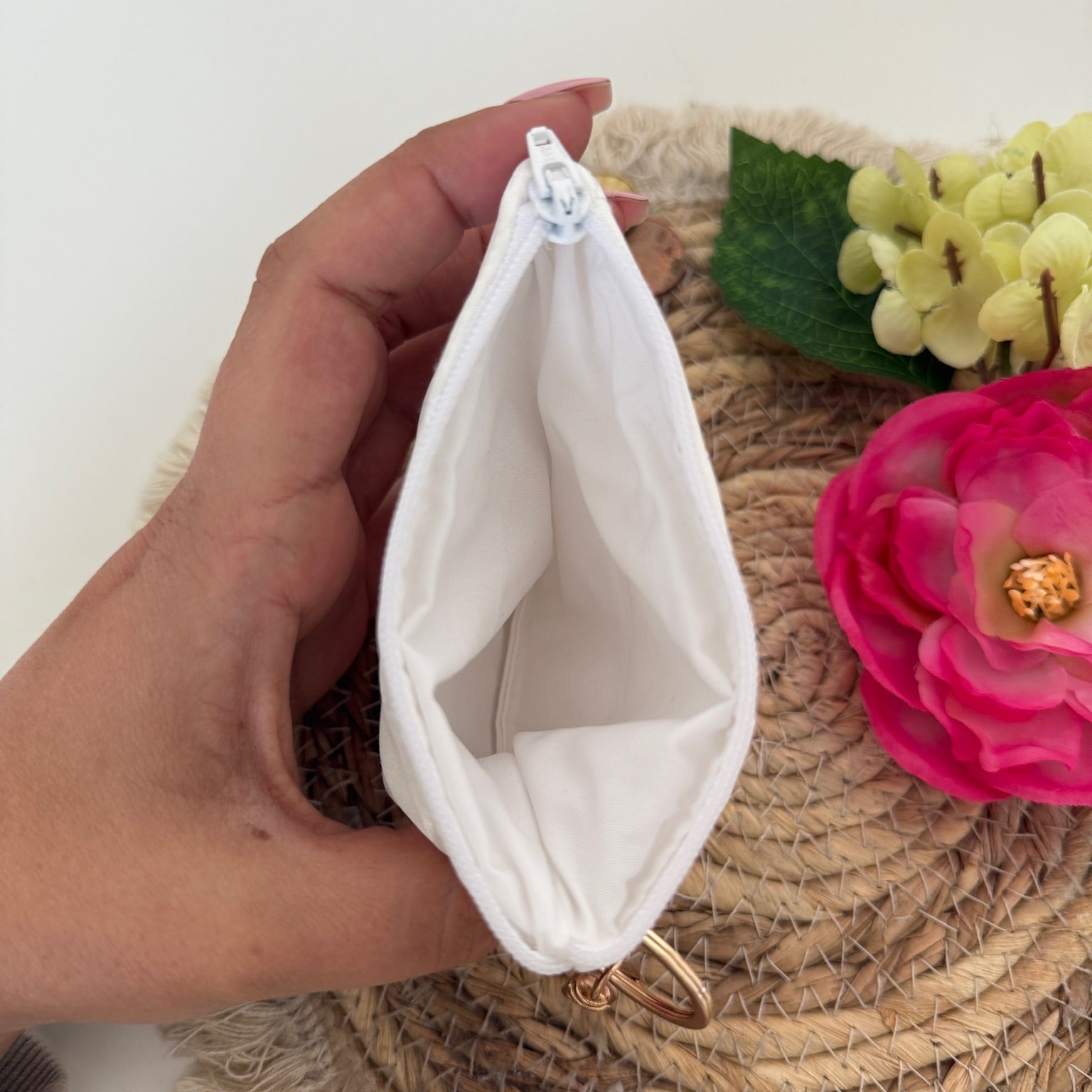 Mini Portemonnee van Wit satijn – Wit & Gequilt met clip