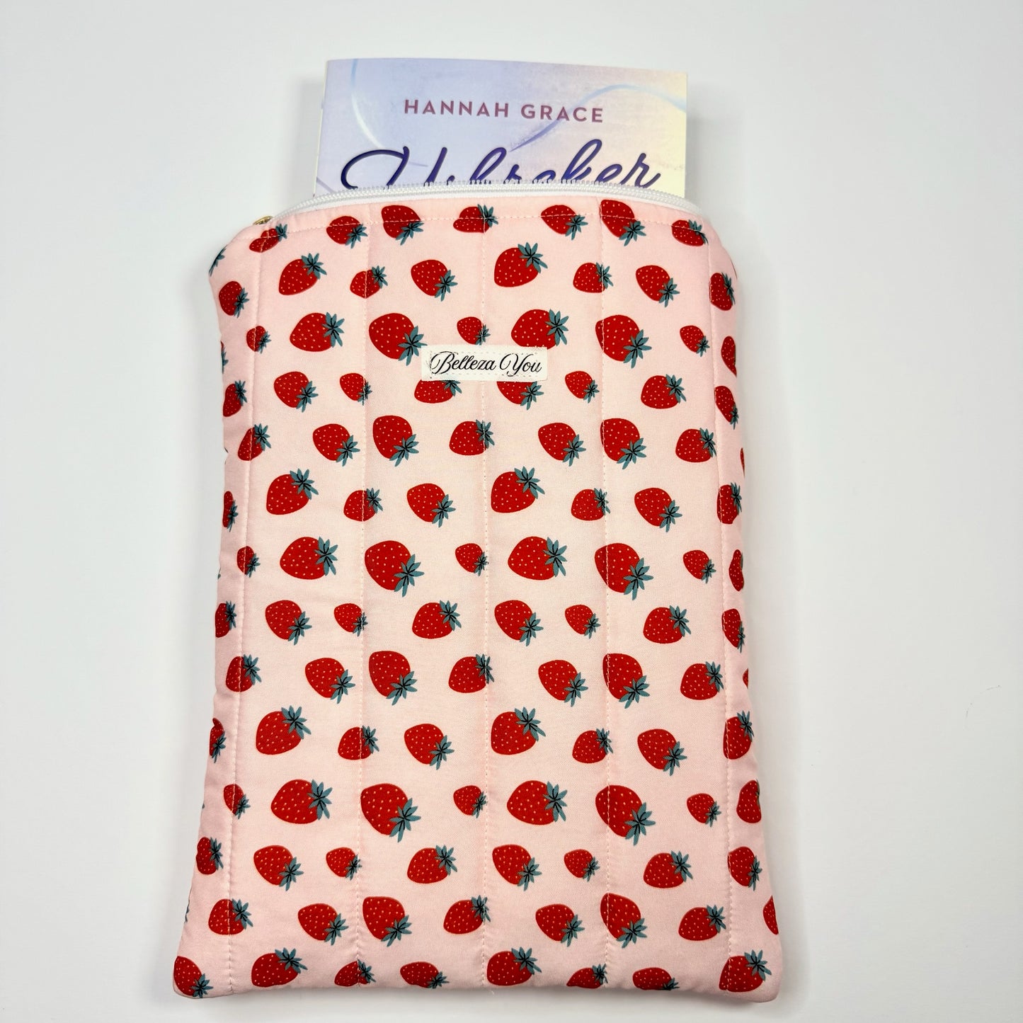 🍓 Luxe booksleeve met aardbeienprint